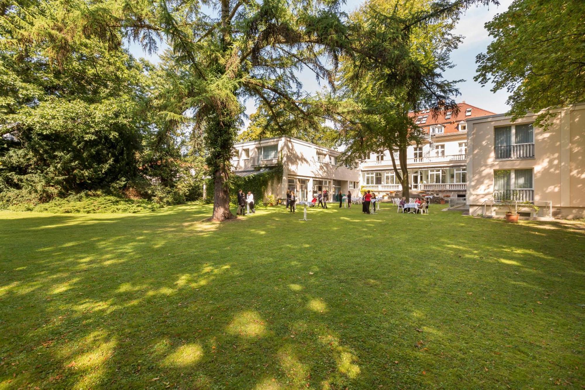 Europaeische Akademie Berlin Hotel Eksteriør billede